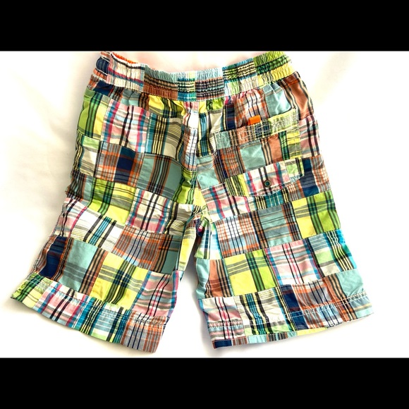 Gap boys swim shorts in multicoloured plaid with drawstring - Picture 5 of 6